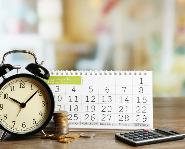 Optimizando la Gestión de Reuniones con Tarjetas Virtuales: Recordatorios Eficientes de Fechas y Horarios